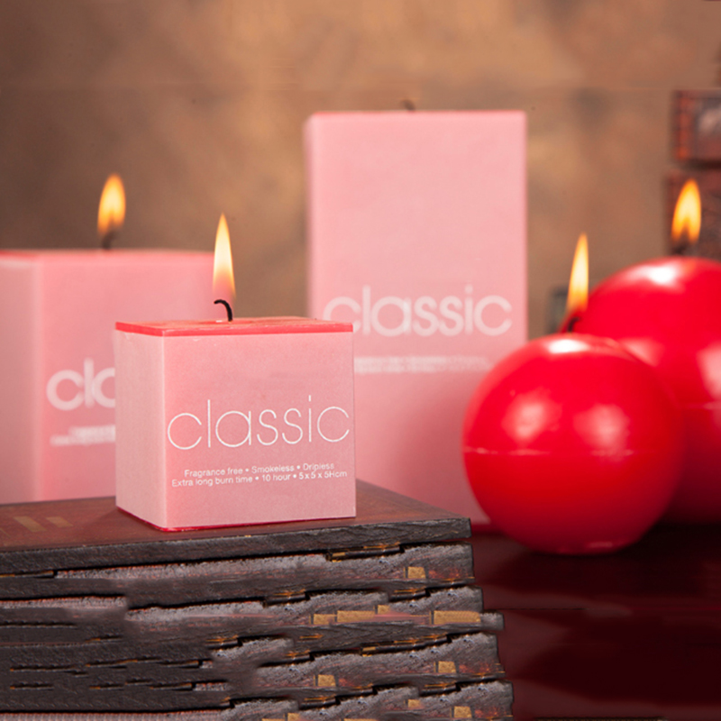 Free samples supply wholesale Christmas scented candle customized own brand packaging and private label with multiple sizes and shapes